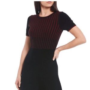 NWT Karl Lagerfeld Textured Sweater Dress Short Sleeve Wine Red Black Size Large